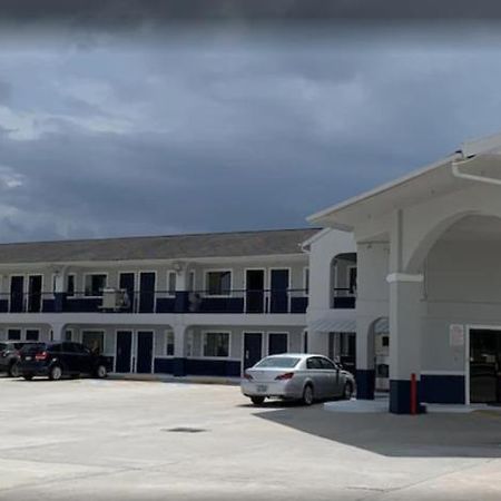 Moonlight Inn & Suites Jersey Village Екстериор снимка